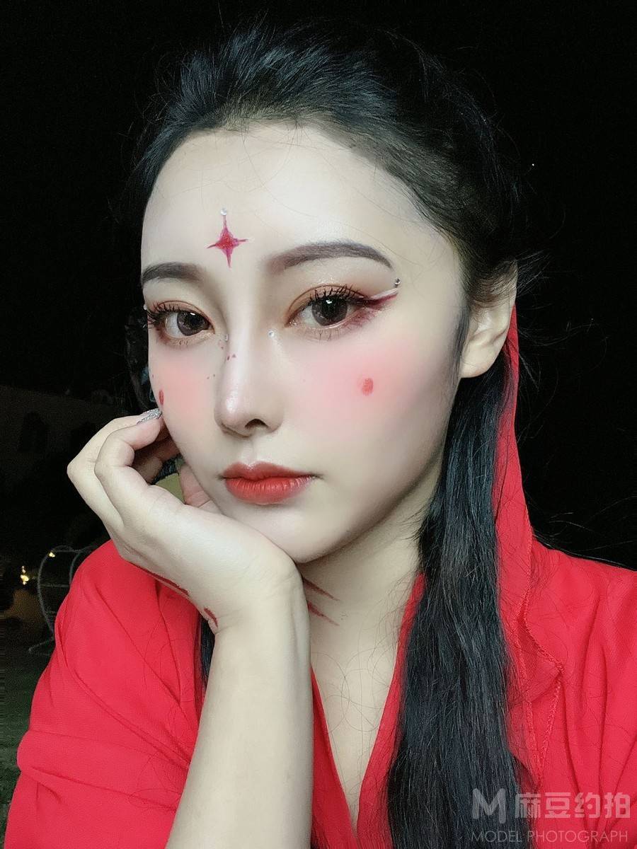 暗黑模特