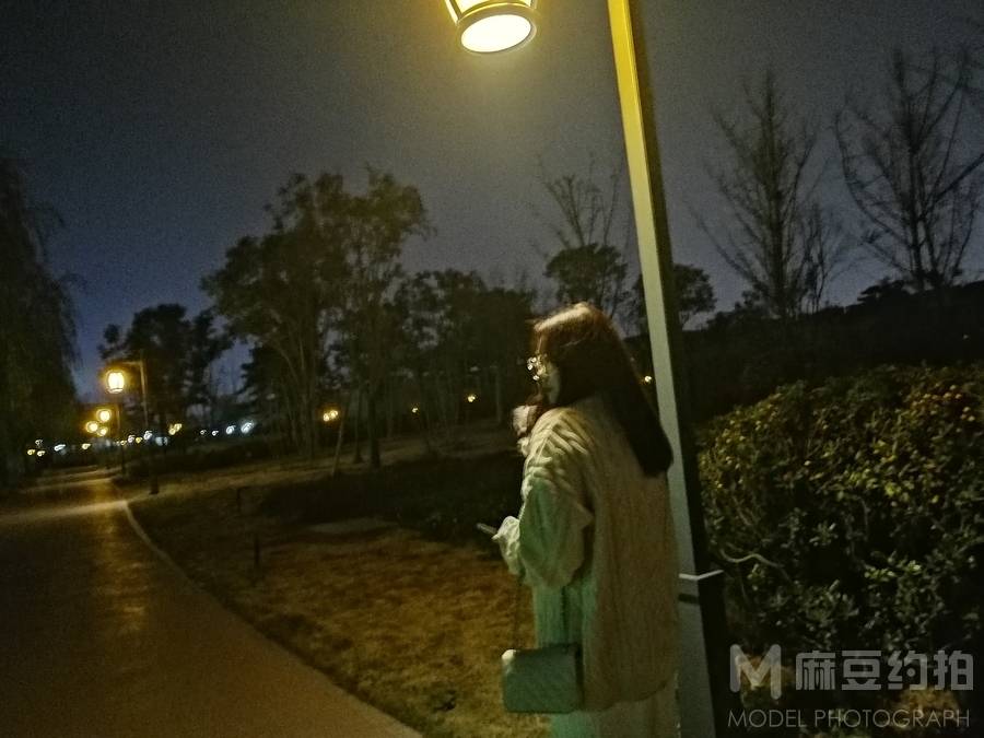 夜景模特