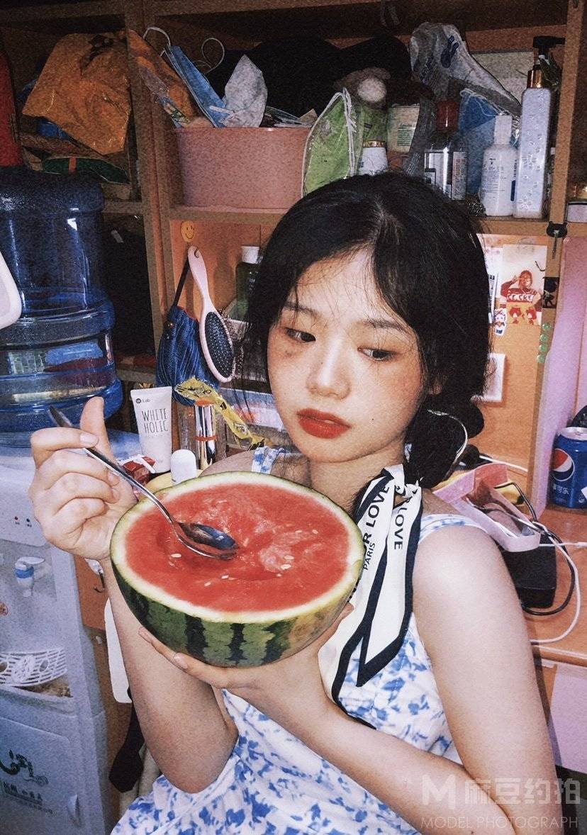 胶片模特