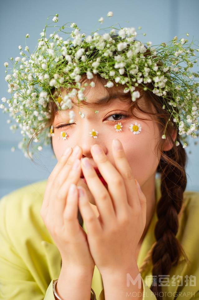 情绪模特