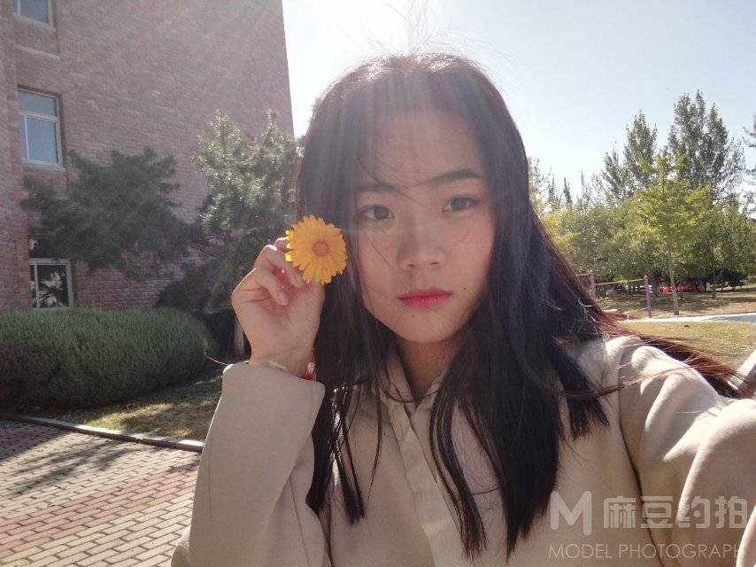 校园模特