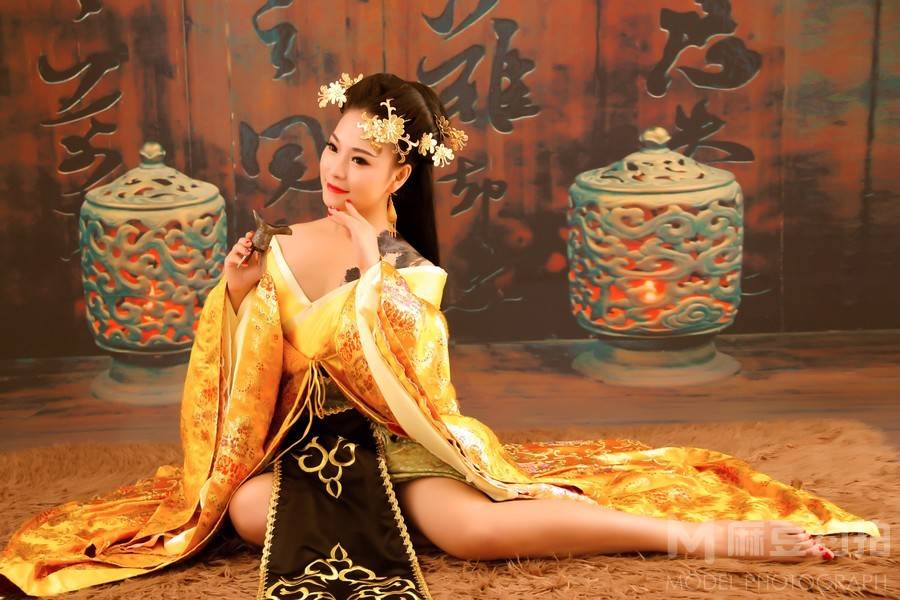妆容模特