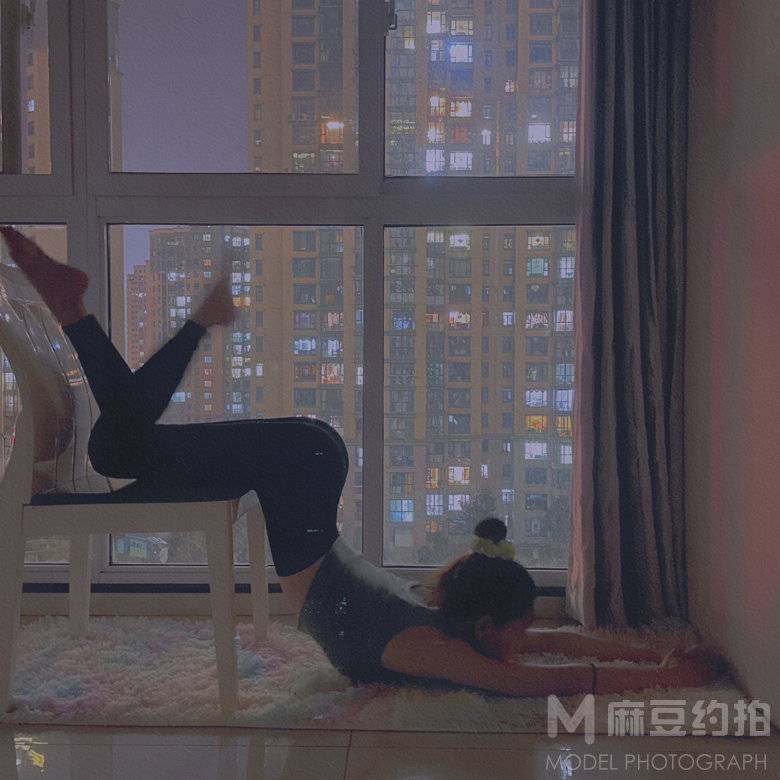 夜景模特