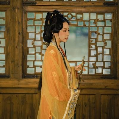 汉服模特
