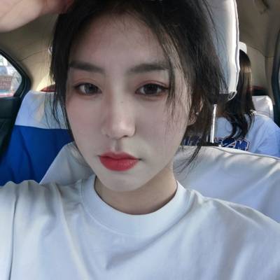 黑白模特