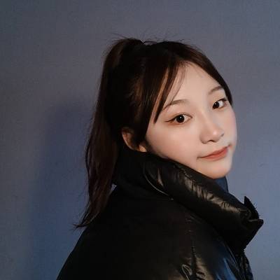 黑白模特