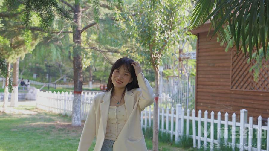 校园模特