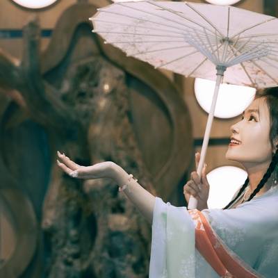 汉服模特