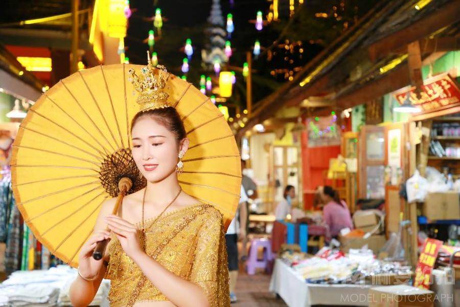 汉服模特