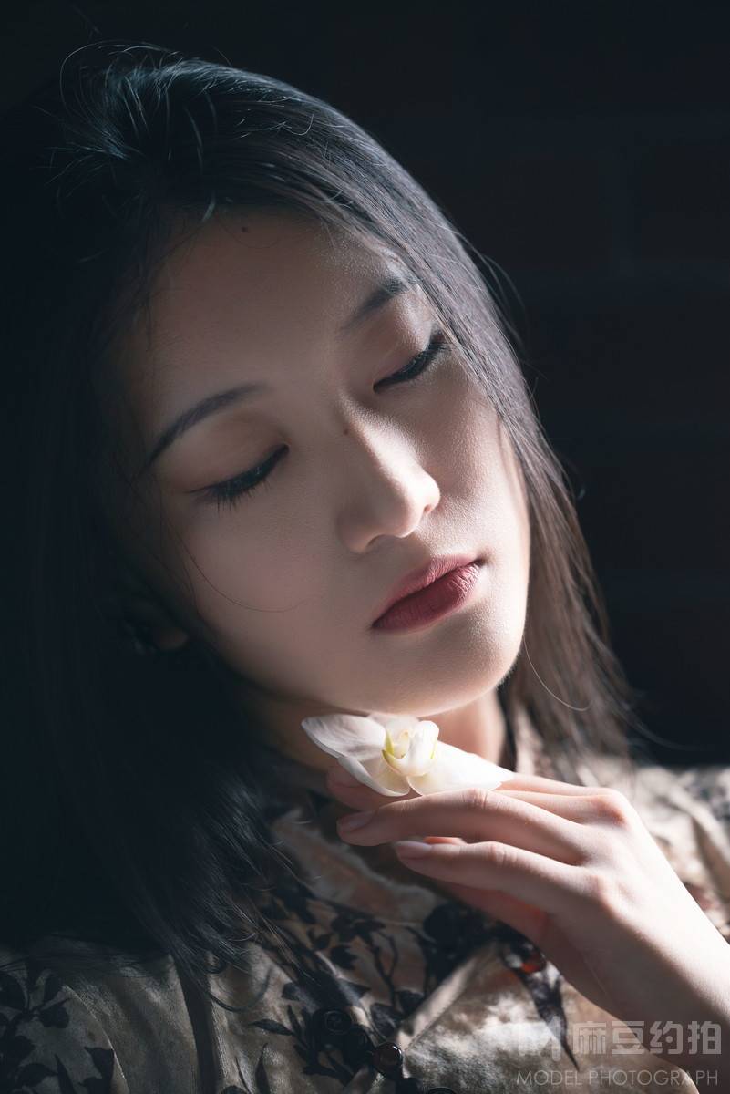 纪实模特