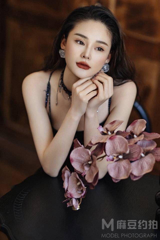 胶片模特
