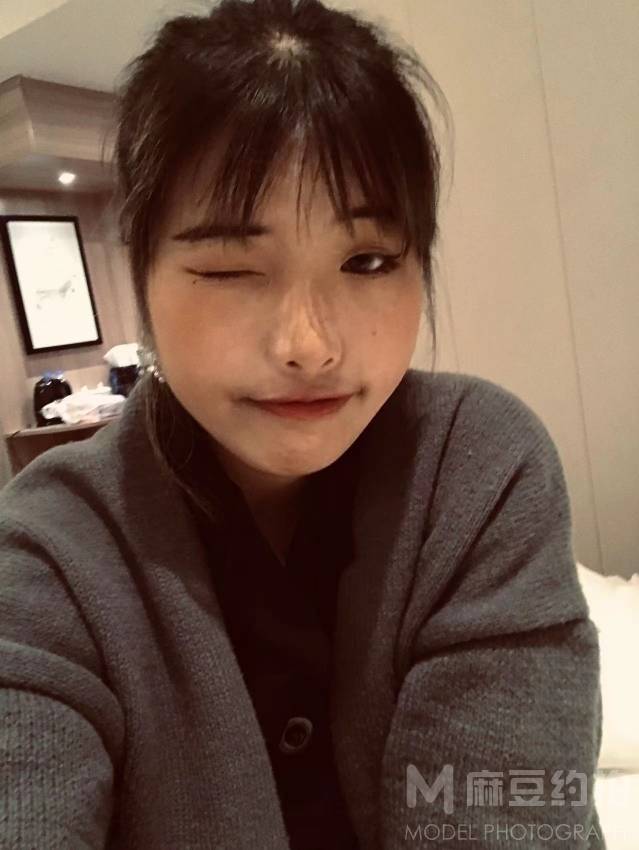 纪实模特