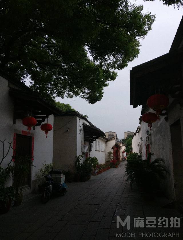 民国模特