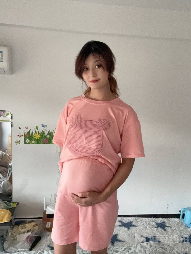 孕照模特