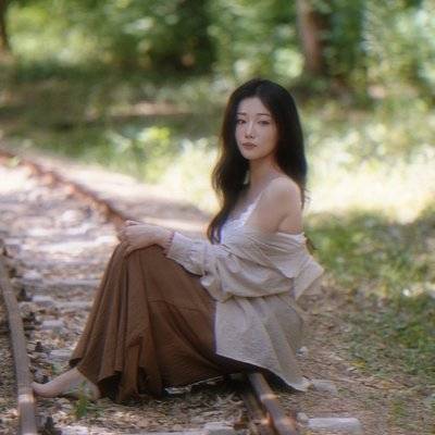 宝丽来模特