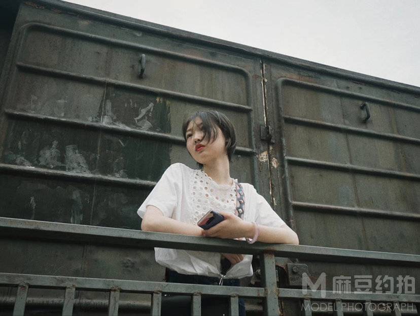 胶片模特