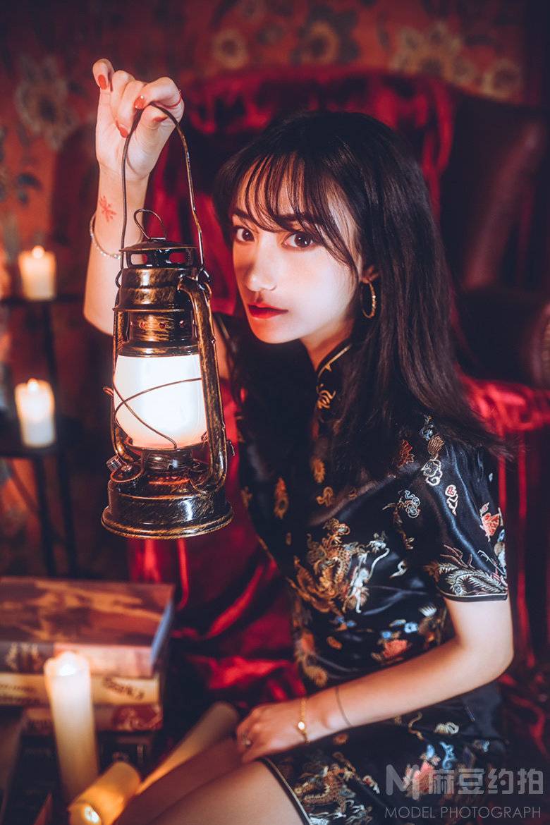 妆容模特