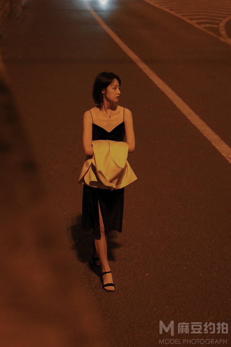 夜景模特