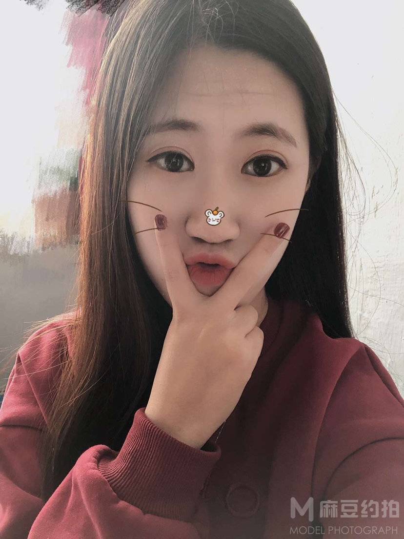 校园模特