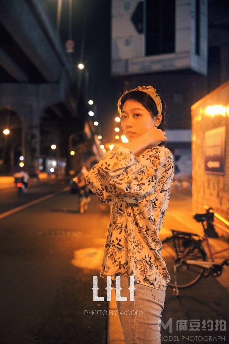 夜景模特
