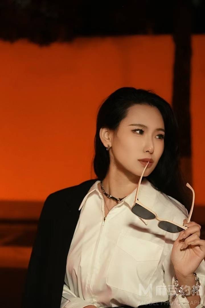 暗黑模特