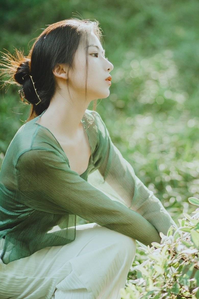 清新模特