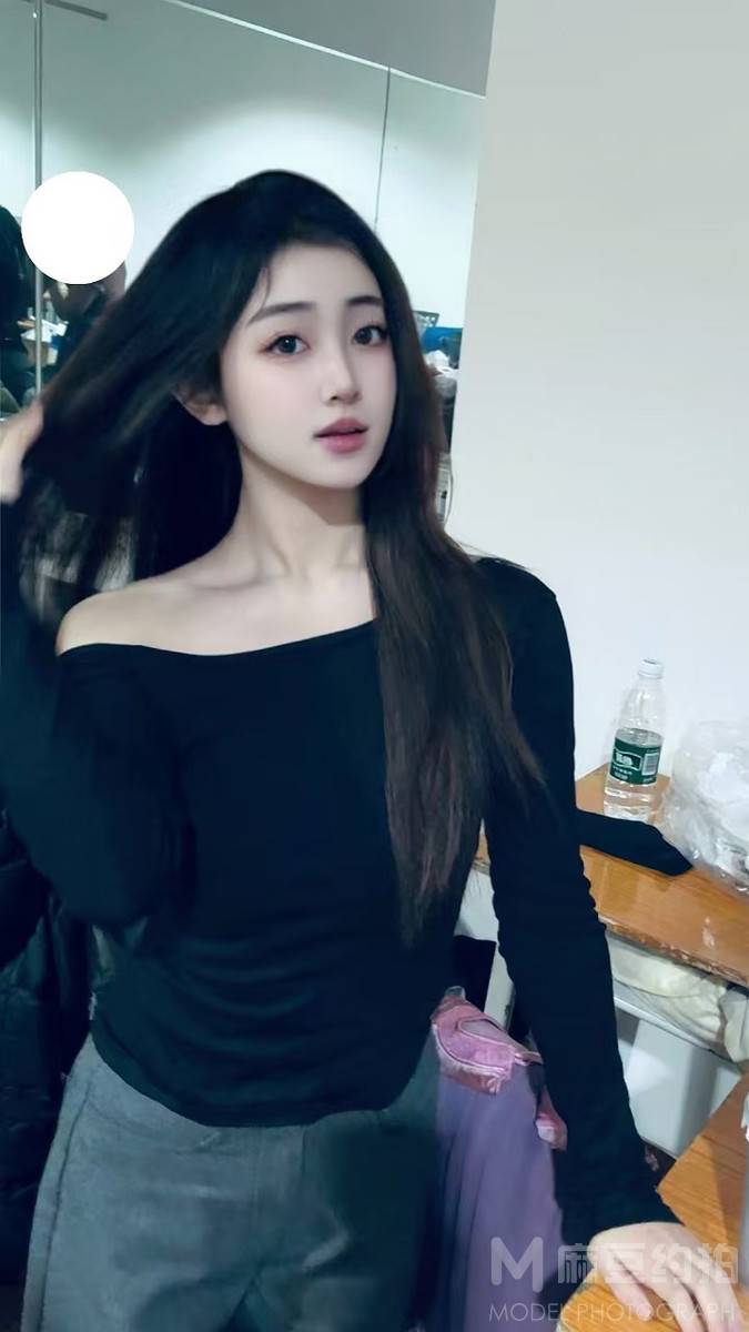 纪实模特