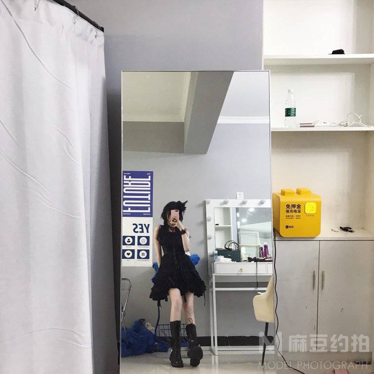 暗黑模特