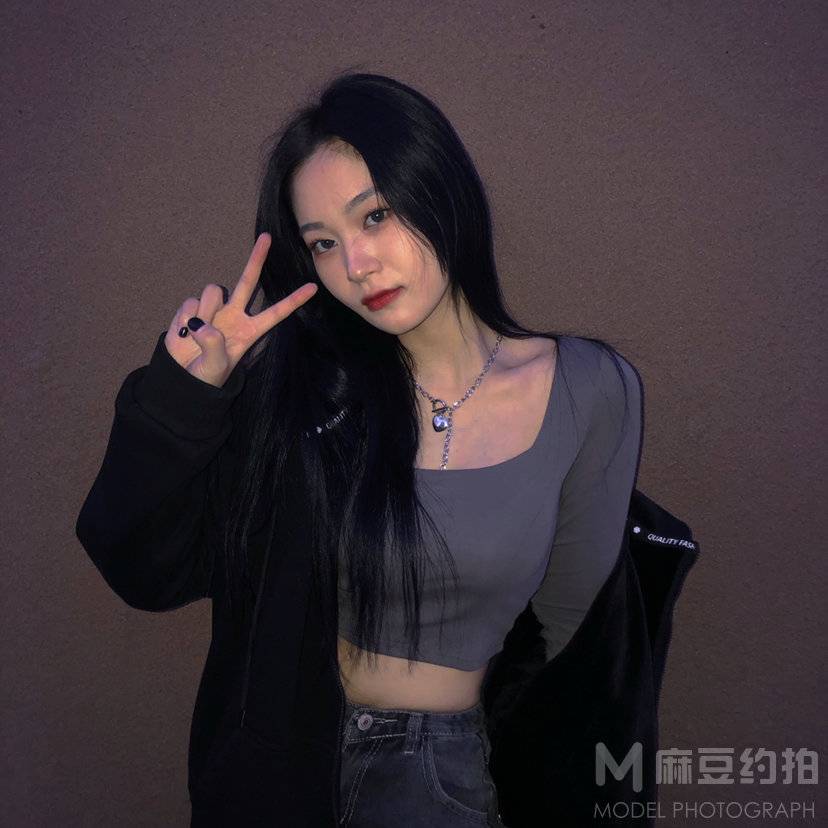 纪实模特