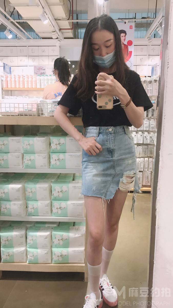 清新模特