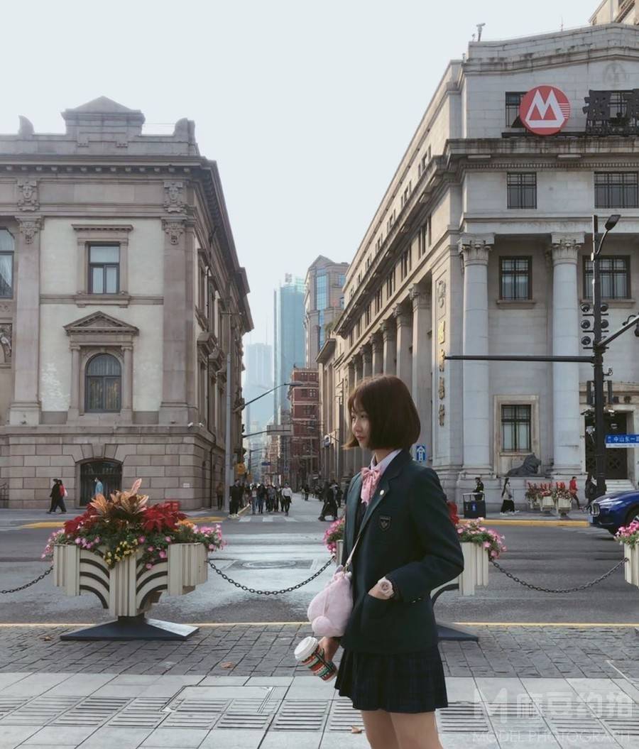 校园模特
