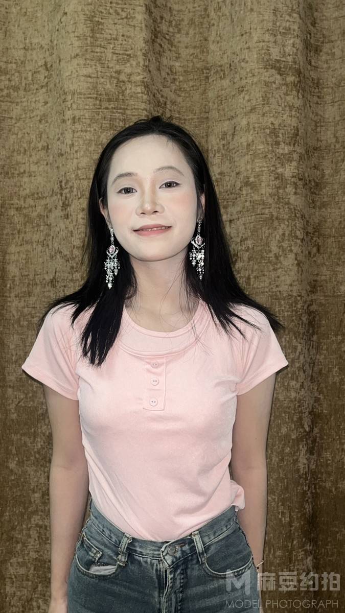 纪实模特