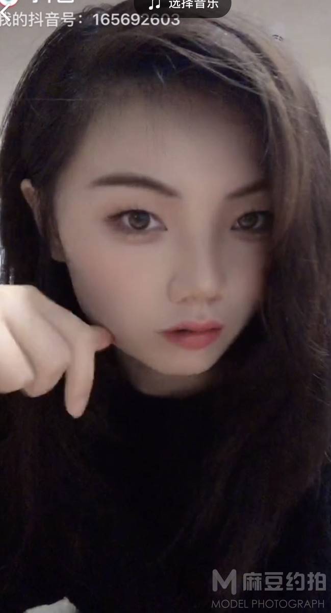 清新模特