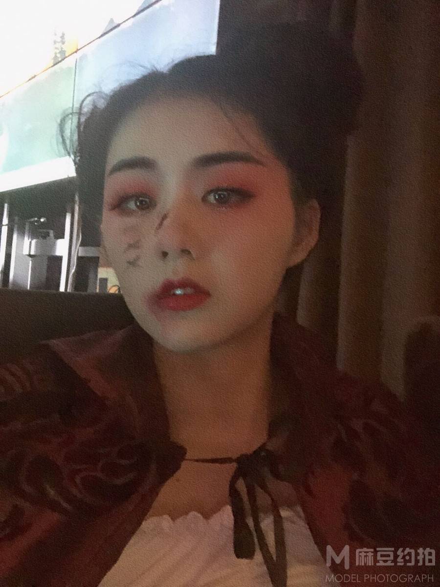 暗黑模特
