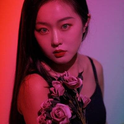 情绪模特