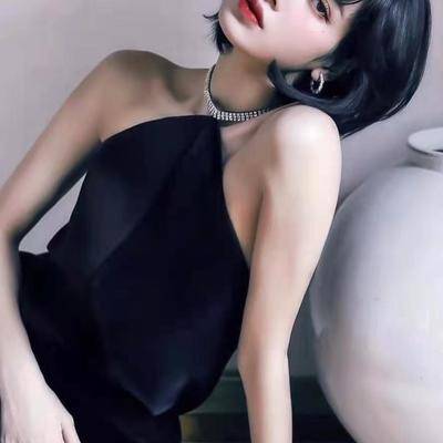 黑白模特