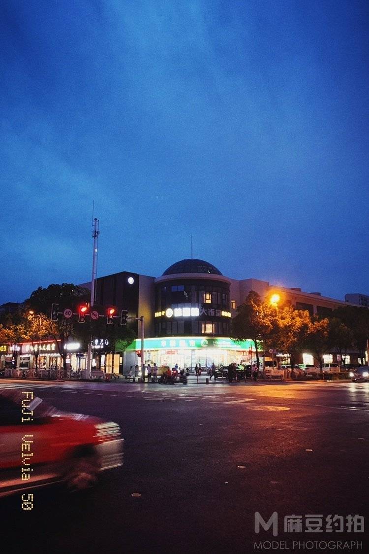 胶片模特