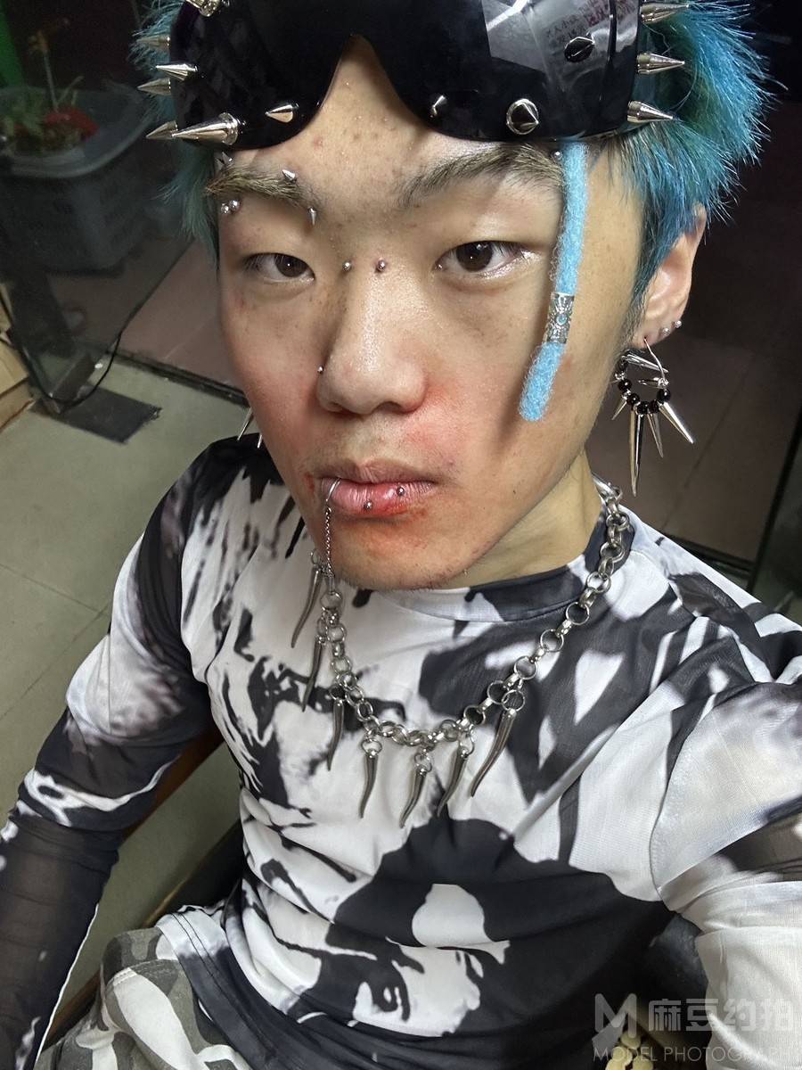 暗黑模特
