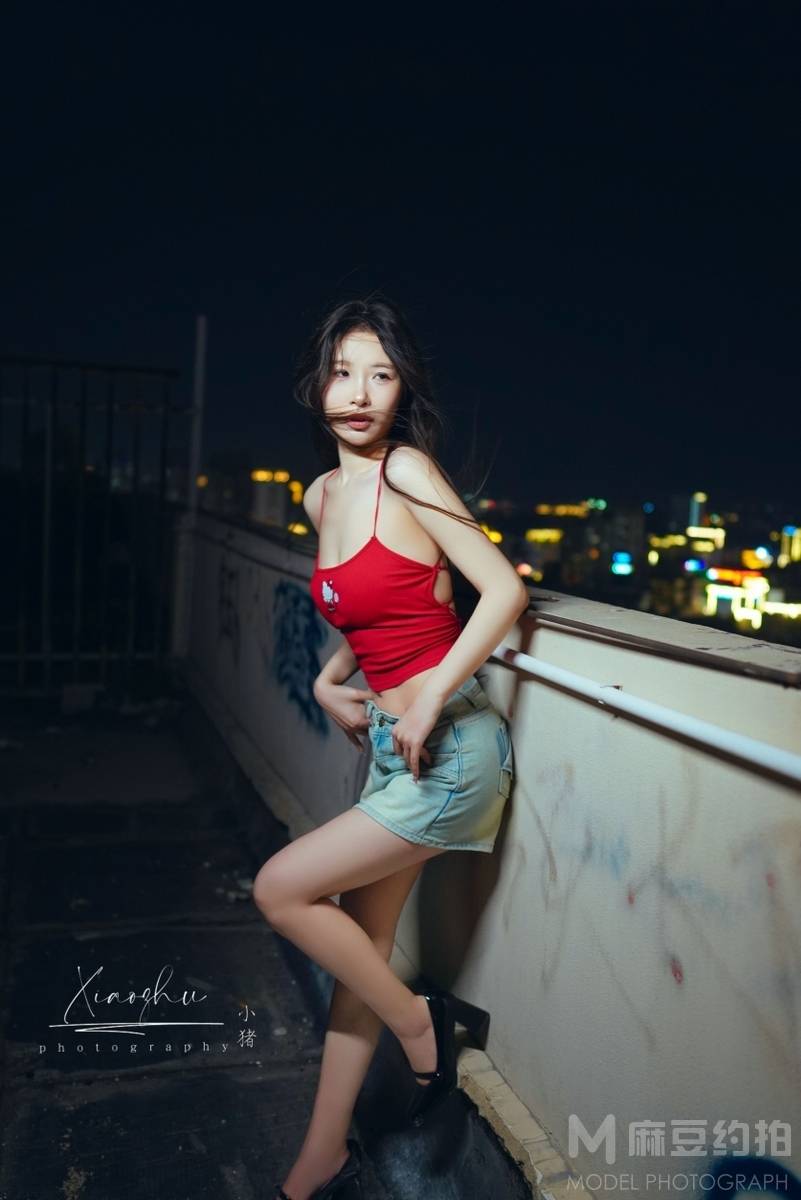 夜景模特