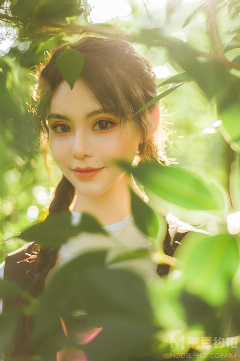 校园模特