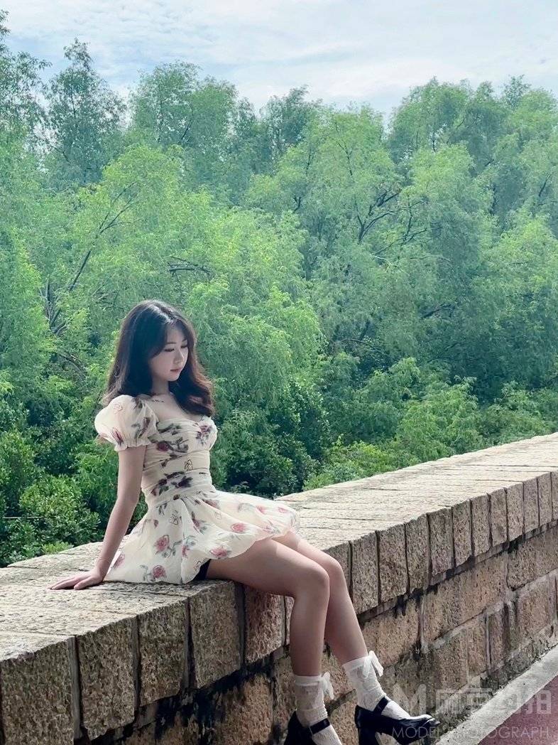 胶片模特