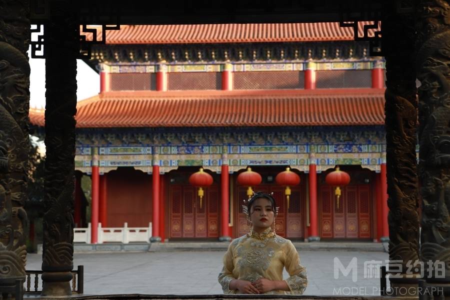 妆容模特