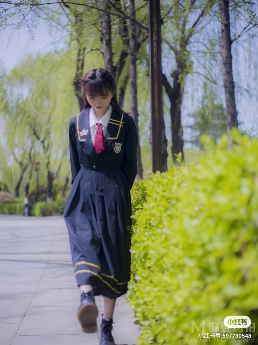 校园模特