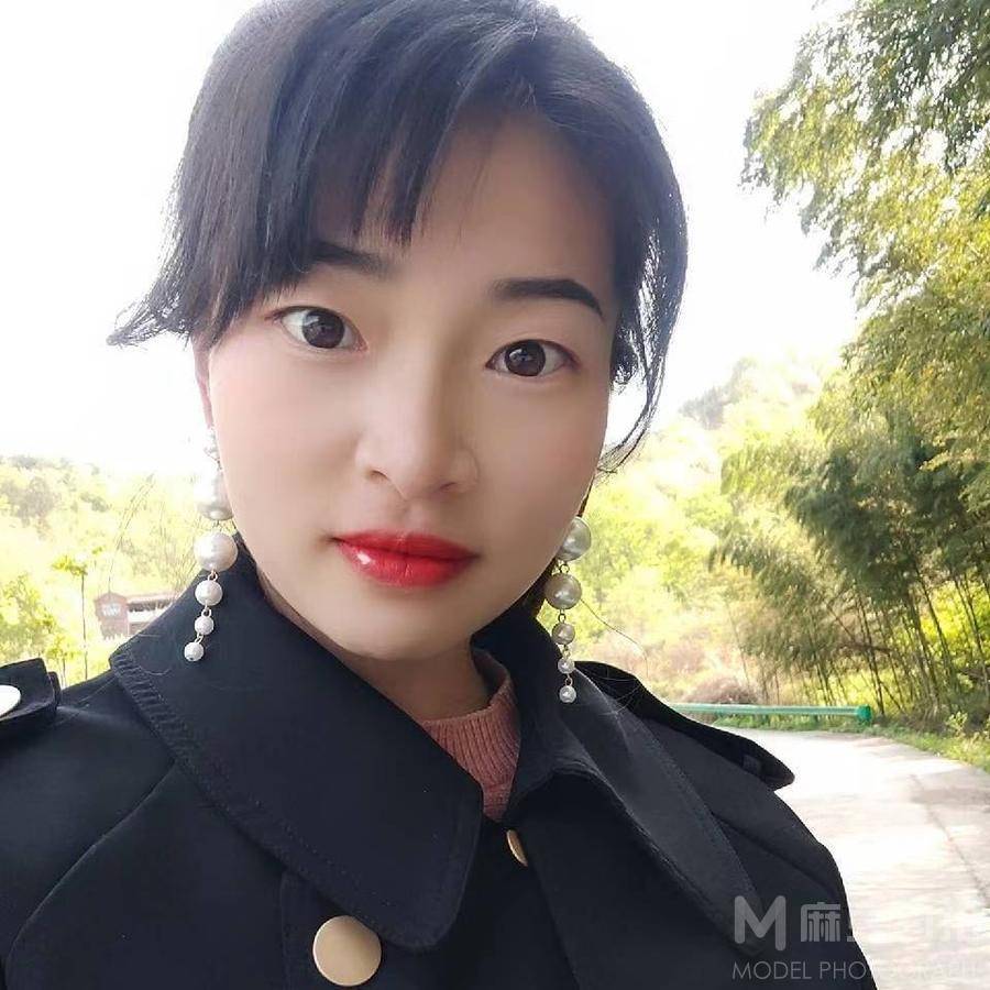 纪实模特