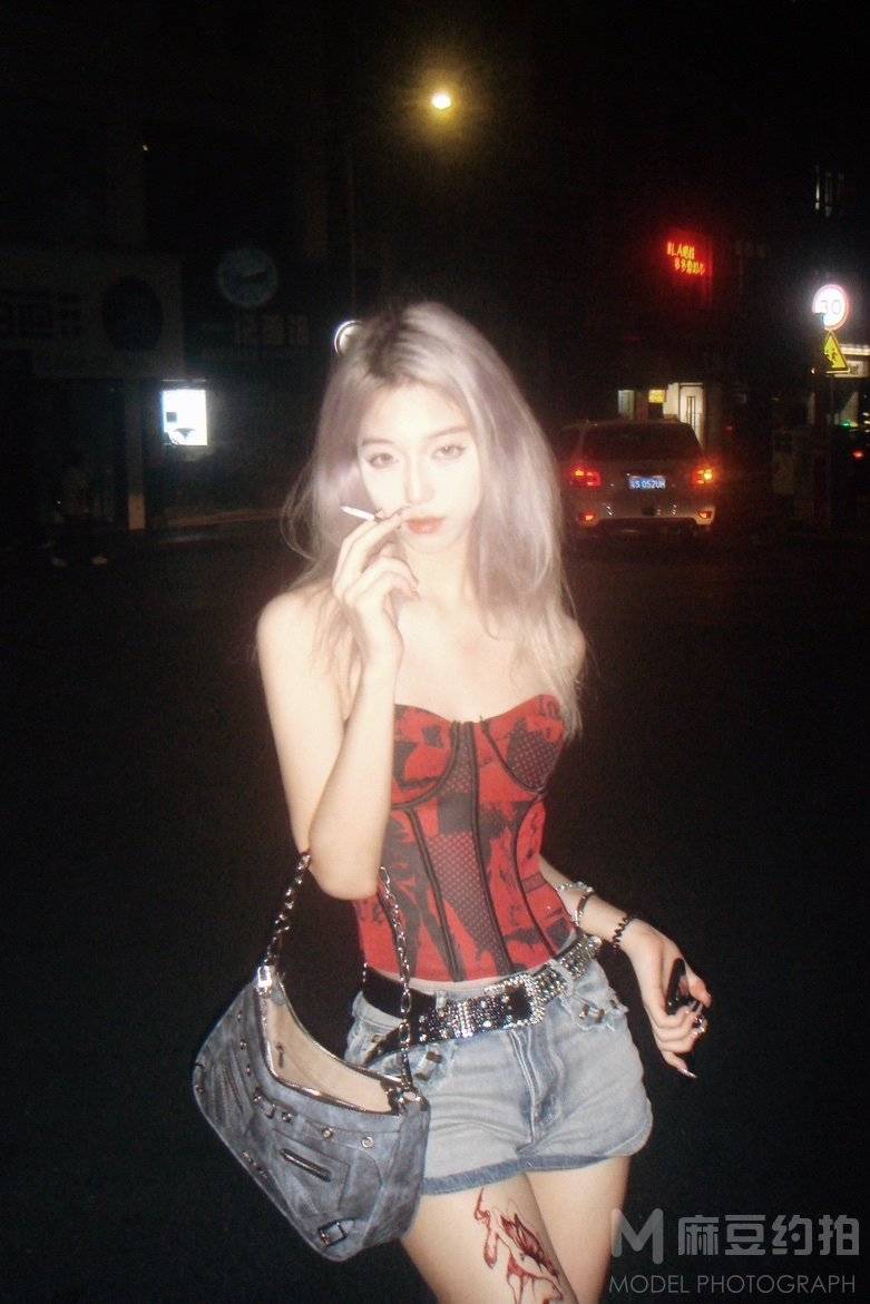 妆容模特