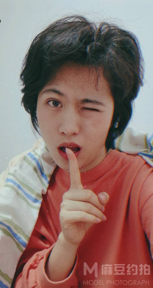 情绪模特