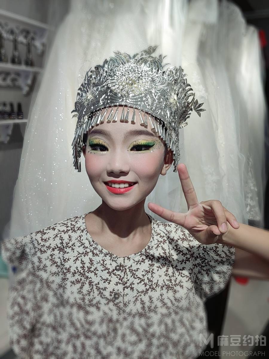 妆容模特