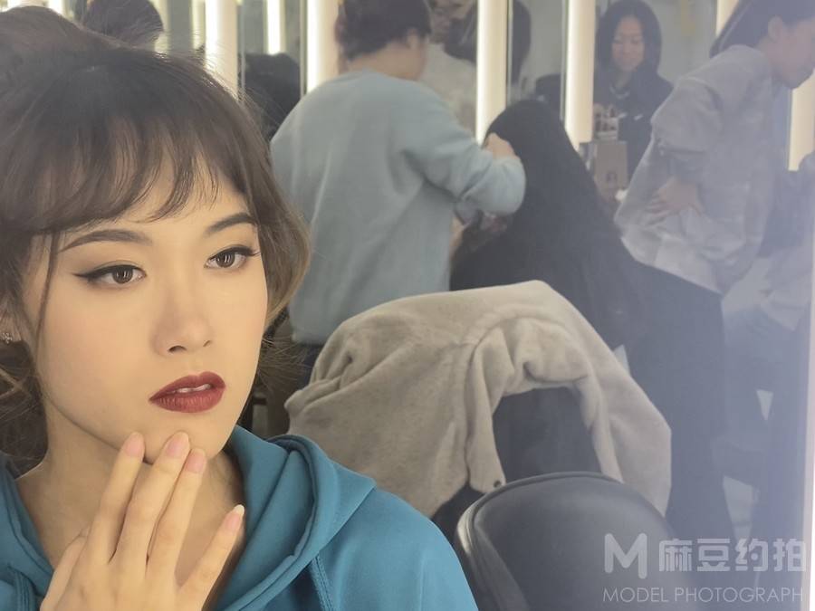 妆容模特
