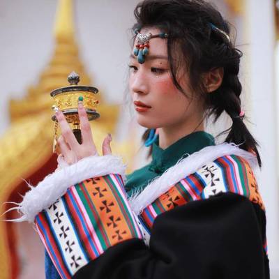 汉服模特