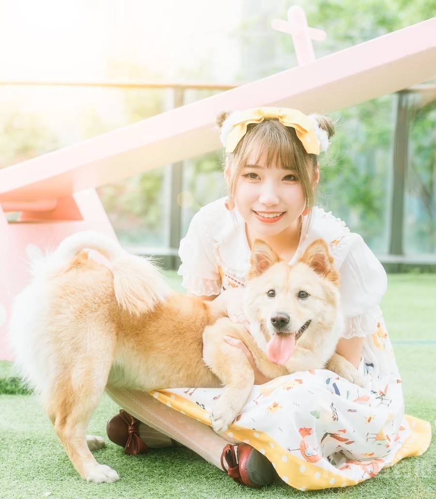 清新模特